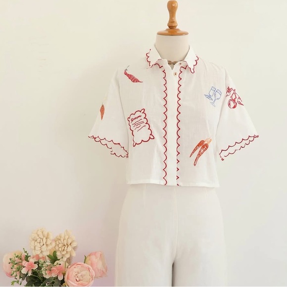 ANTHROPOLOGIE Maeve Embroidered Icon Buttondown Surf Shirt - Picture 2 of 4